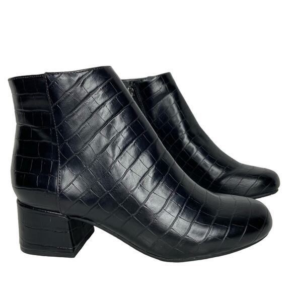New Kenneth Cole Black Ankle Boots Croc Embossed Heeled Bootie Size 6 - Picture 1 of 11